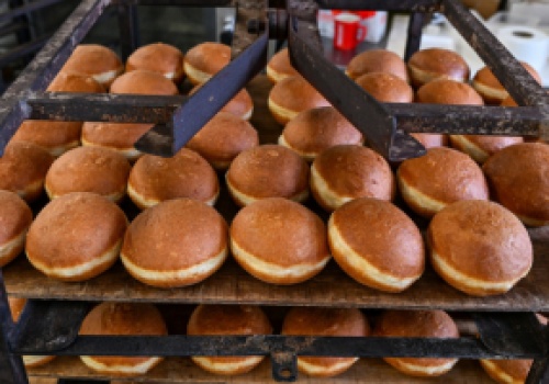 Prof. Jarosław Dumanowski: tłusty czwartek był dawniej częścią tygodniowego szaleństwa