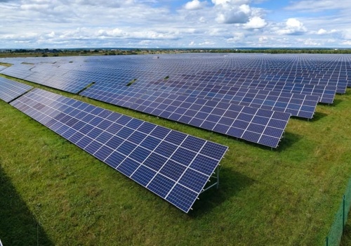 Na urokliwym terenie pod Olsztynem powstanie farma fotowoltaiczna? Zrozpaczeni mieszkańcy protestują
