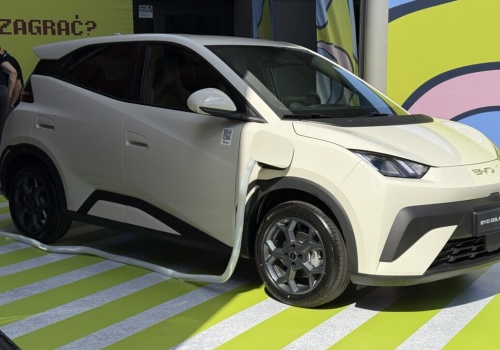 POLSKA: Styczeń 2026 ze zjazdem liczby elektryków do grudnia 2025, ale z wzrostem rok do roku. Wodór martwy