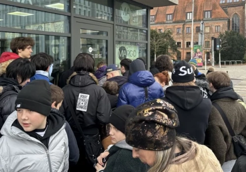 Wrocławianie szturmują lumpeks na Nowym Targu. Second handy wciąż w modzie