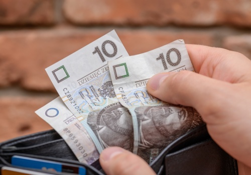 Od marca seniorzy dostaną więcej. Zmiany w popularnym świadczeniu