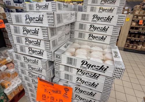 Kupisz pączka za 5 gr, a nawet dostaniesz 6 w gratisie. Promocje w tłusty czwartek w Lidlu i Biedronce
