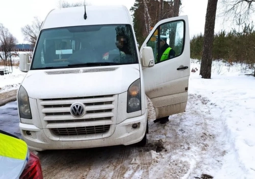 Policja z Ciechanowa kontrolowała autobusy i ciężarówki. Wykryto szereg nieprawidłowości