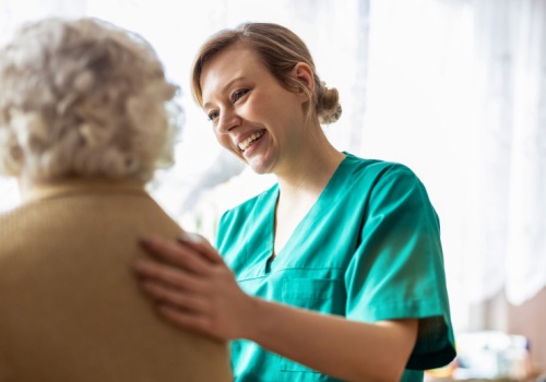 Badanie w domu, kluczowa rola pielęgniarki. Kęcka: odwrócenie organizacji pracy