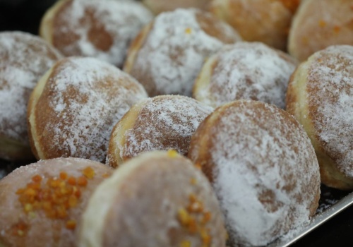 Będą dobre nawet przez 3-4 dni. Zrób to z pączkami, jeśli masz ich za dużo