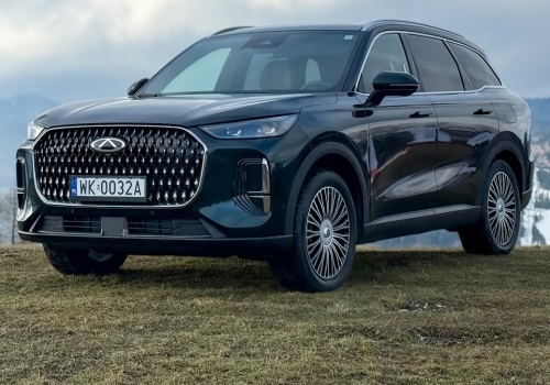 Chery Tiggo 9 zaskakuje ceną. 7 miejsc, 428 KM i wysoki komfort