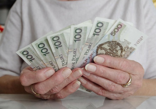 Te osoby mogą legalnie nie płacić PIT. Wielu uprawnionych o tym nie wie