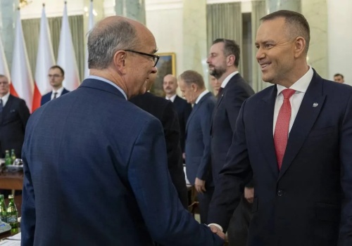 Czarzasty odmówił wyjaśnień w sprawie niejasnych kontaktów. Wiadomo, co zrobi prezydent