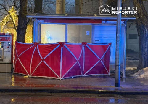 Tragedia na Pradze-Północ. Mężczyzna zmarł na przystanku tramwajowym