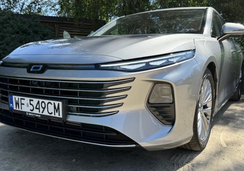 99 900 zł za rywala Toyoty Camry i Skody Superb z silnikiem 1.5 Volkswagena i automatem