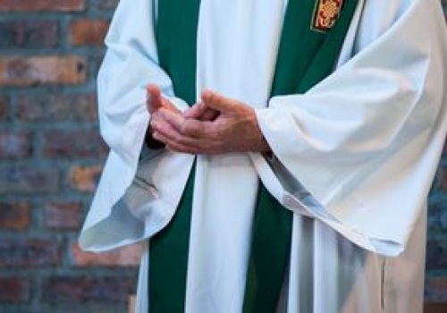 Ksiądz obraził rządzących. Został skazany