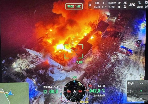 Pożar hali magazynowej w Cieninie Zabornym- działania trwały do 10 lutego