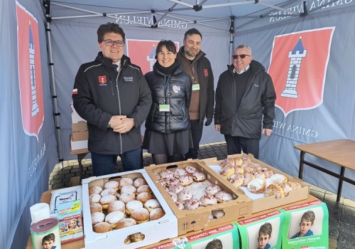 Akcja Urzędu Miasta w Wieluniu i wieluńskich cukierni dla Maksia Mazurka (zdjęcia)