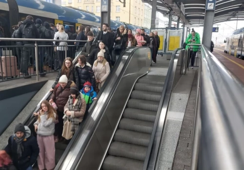 Dzień dobry Katowice. Od dzisiaj bilety kolejowe dla dzieci i młodzieży za złotówkę