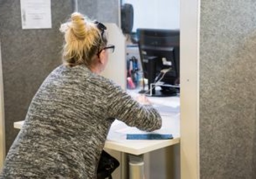 Brakuje pieniędzy w urzędach pracy. 