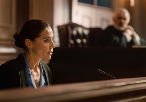 Marek od 25 lat walczy w sądzie, bo urzędnicy zabrali mu firmę. Gehenna miała się skończyć, ale zaczęła się „gra w biegłych”. „Wzięli za to 75 tys. zł”