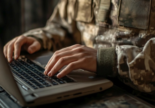 Polskie cyberwojsko ostrzega przed luką w Microsoft Office