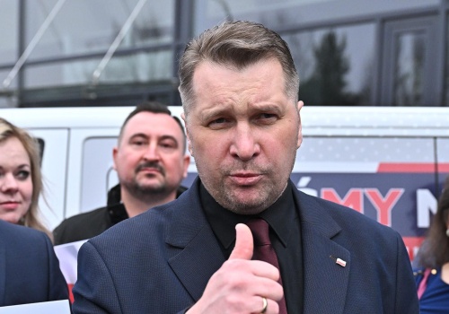 Czarnek wprost o możliwych koalicjach PiS. Wyklucza tylko jedną!