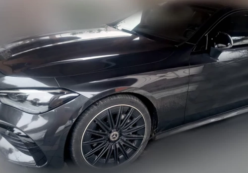 Mercedes z Francji odnalazł się w woj. śląskim. Policja szuka złodziei