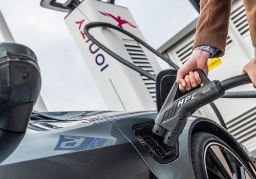 IONITY obniża ceny na ładowanie w Polsce. Start w najwyższym pakiecie od 1,86 zł/kWh