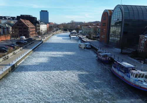 Wzrasta liczba zatrudnionych obcokrajowców w województwie, ale nadal nie jest ich dużo na tle Polaków