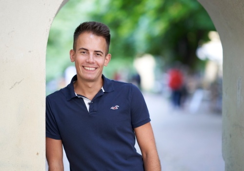 Ile musi zarabiać w Polsce klasa średnia, żeby myśleć o emeryturze po 40-tce? To możliwe, jeśli znasz zasady. „Widzę dwa główne błędy”