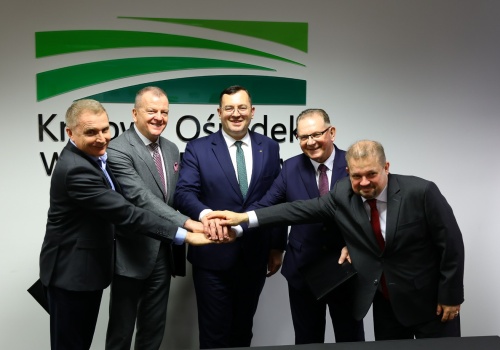 Biogaz i biometan szansą na stabilny dochód rolników. KOWR i ORLEN uruchamiają nowy model biznesowy dla wsi