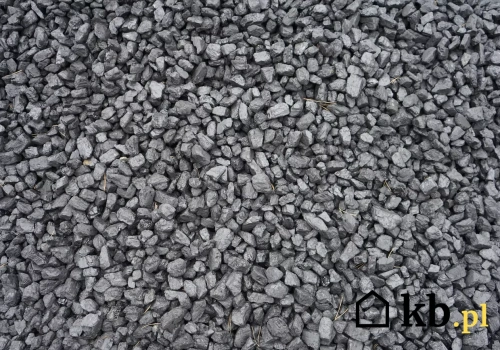 Sprawdziliśmy ceny ekogroszku w lutym 2026. Ceny wciąż idą w górę