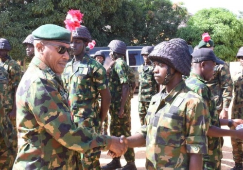 Niger ogłasza mobilizację i mówi o wojnie z Francją