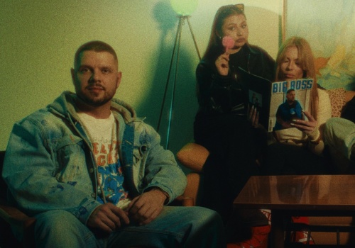 Kaz Bałagane „Blondynki”: mam na bluzie jej podkład