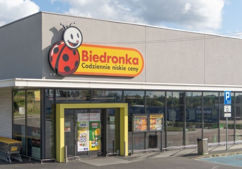 W Biedronce oszaleli. Takie promocje tylko do jutra, jeden produkt znika w mig, ale są limity
