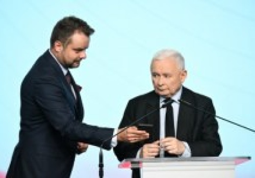 Kaczyński reaguje na walkę frakcji w PiS. Postawił ultimatum