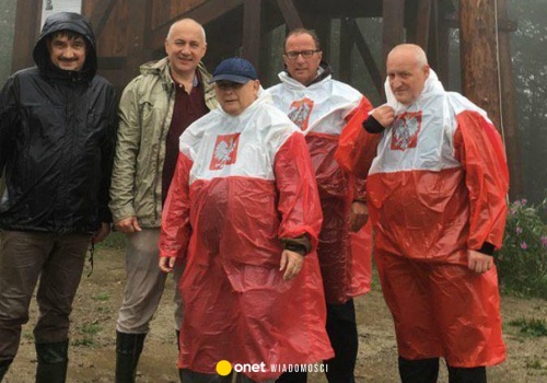 Jarosław Kaczyński pogroził palcem. Europoseł PiS nie przejął się tym