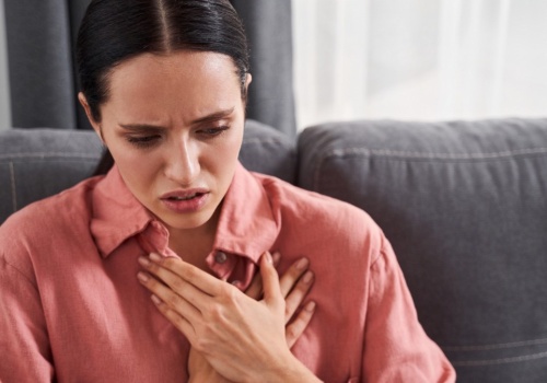 Takie objawy mogą świadczyć o wadzie serca. Niektórzy żyją z nią przez lata