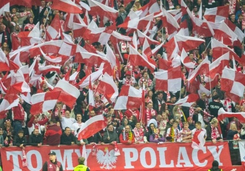 PZPN i kibice. Ks. Jarosław Wąsowicz w „Gazecie Polskiej”: Związek nie odpuszcza...