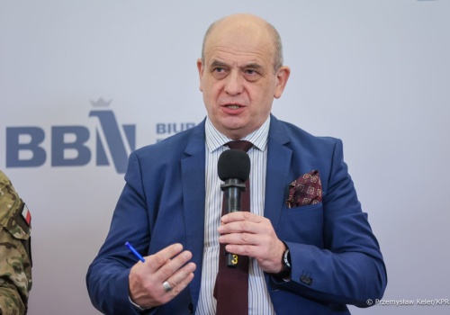 Generał odpowiada Kaczyńskiemu ws. SAFE: Boli ich to, że pieniądze podlegają nadzorowi