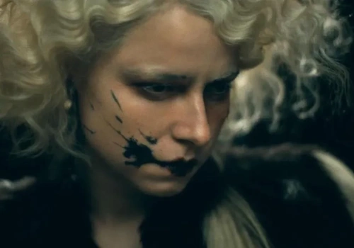 Budżet Panny Młodej wymknął się spod kontroli! Film Maggie Gyllenhaal przekroczył kolejną granicę