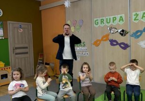 Czym jest miłość według najmłodszych? Niektóre odpowiedzi zaskakują!