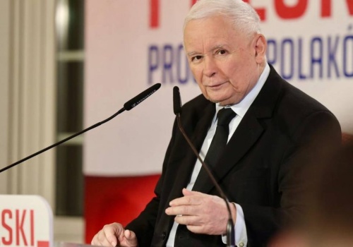 Awantura w PiS. Kaczyński grozi karami dla partyjnych polityków