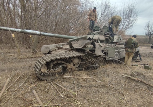 „Chiny mogłyby zakończyć wojnę jednym telefonem”. Amerykański dyplomata nie ma złudzeń