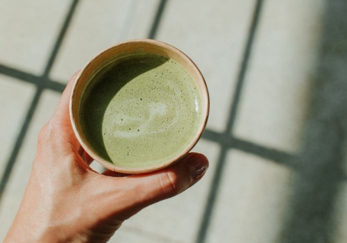 Jest łagodniejsza niż kawa. Japonki piją ją zawsze na zdrową skórę