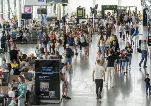 44 tys. pasażerów z Maślic i 30 tys. z Leśnicy. Które osiedla latają najczęściej z Wrocławia?