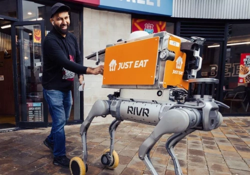 Właściciel Pyszne.pl testuje roboty dostawcze na walentynki. Zrealizowały 1000 dostaw