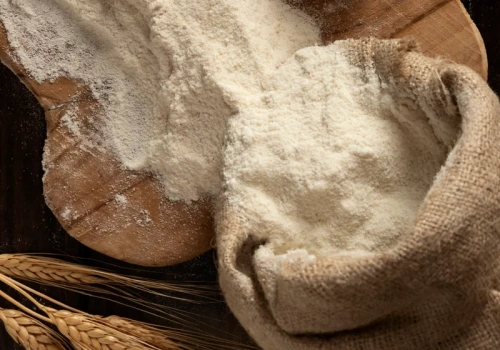 Te robaki mogą opanować całą kuchnię. Sprawdź, czy masz je w szafce z mąką