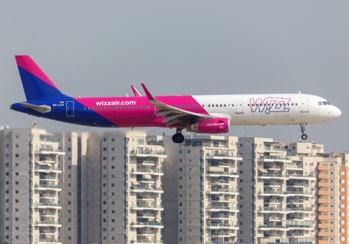 Wizz Air umacnia swoją pozycję na Bliskim Wschodzie. Właśnie złożył wniosek o otwarcie nowej bazy