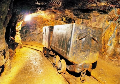 Złoty pociąg pod Zamkiem Książ? Ekspert nie ma wątpliwości