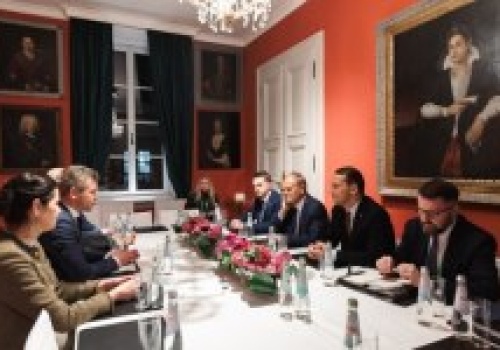 Polska dołączyła do grupy E5. 