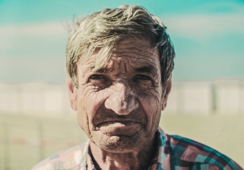 Harówka nie popłaca. Dane WHO mówią wprost: przepracowani umierają, a lenie żyją dłużej