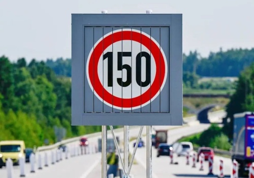 Koniec z limitem 130 km/h na autostradach. Te kraje europejskie już złagodziły ograniczenia