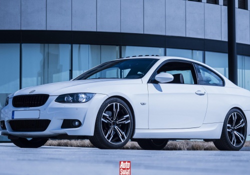 Polski rynek aut używanych. Analiza pokazuje, że ponad połowa to samochody powypadkowe